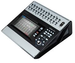 QSC TOUCHMIX-30 PRO — MEZCLADORA DIGITAL 32 CANALES, PANTALLA TÁCTIL 10"